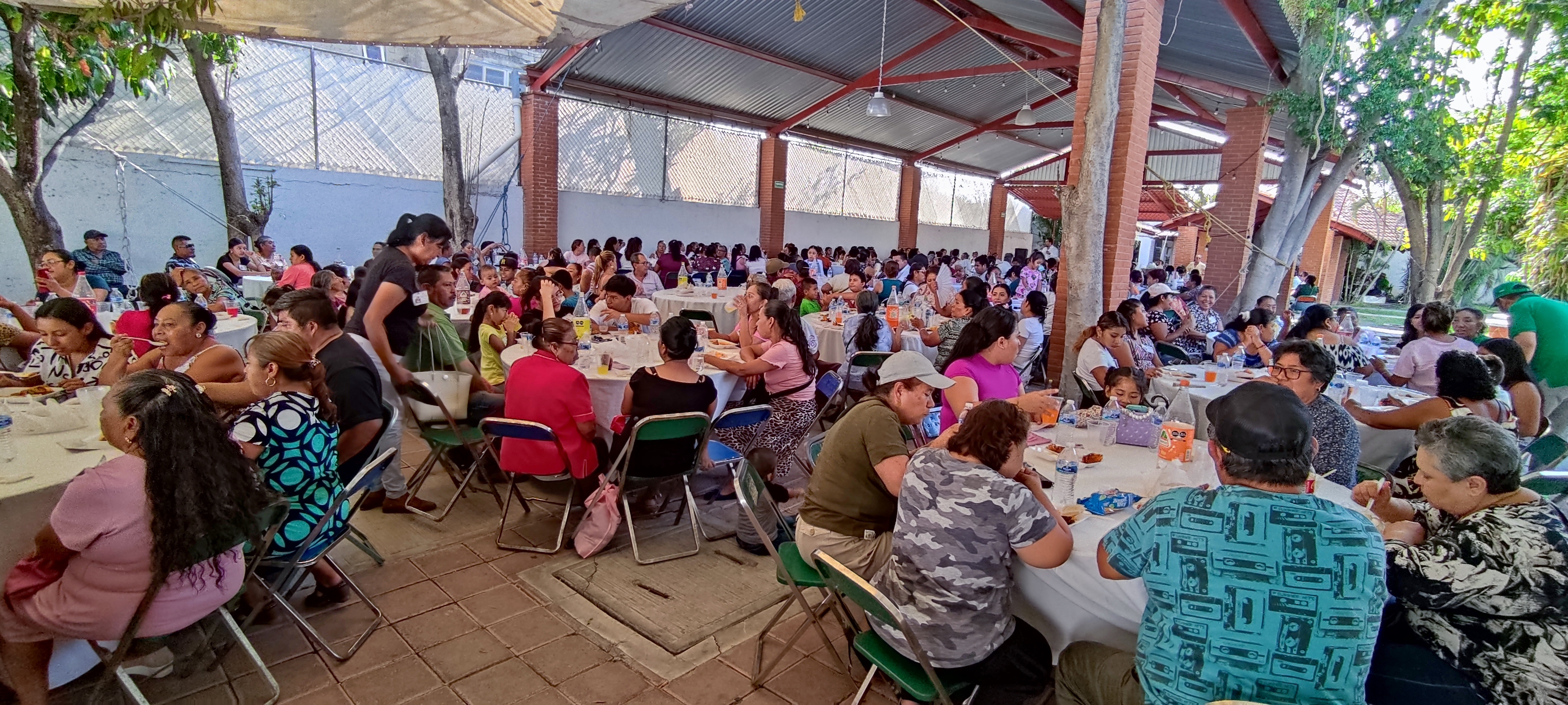 Día de las Madres en Casa del Migrante.